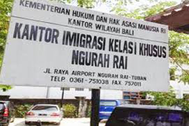 Imigrasi Bali Tangkap...