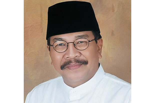Soekarwo Raih Doktor...