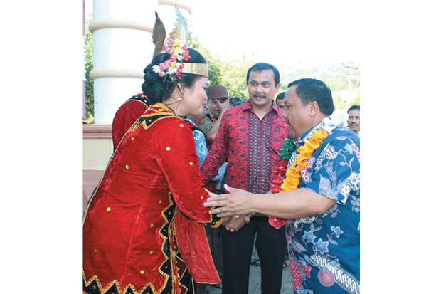 201 Pasutri Sibolga...