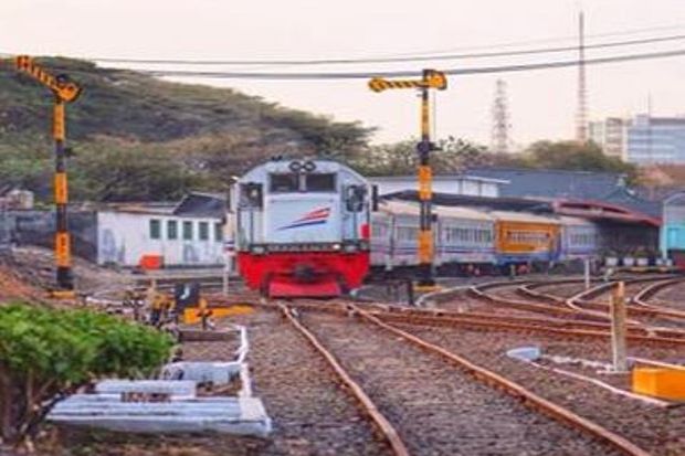 Kereta Api Matarmaja...