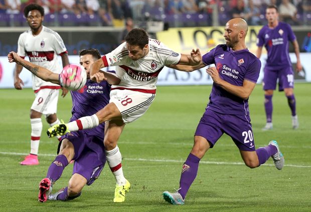 Sepasang Gol La Viola...