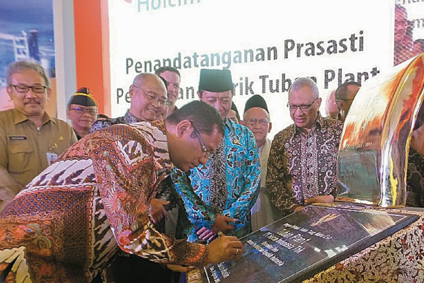Industri Semen Didorong...