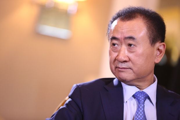 Bursa China Jatuh, Orang...