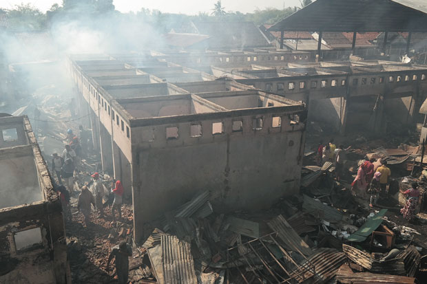 Relokasi Pasar Darurat...