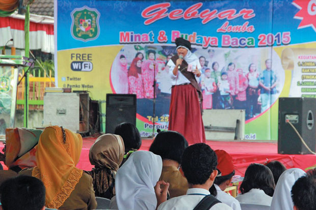 Ratusan Pelajar Antusias...