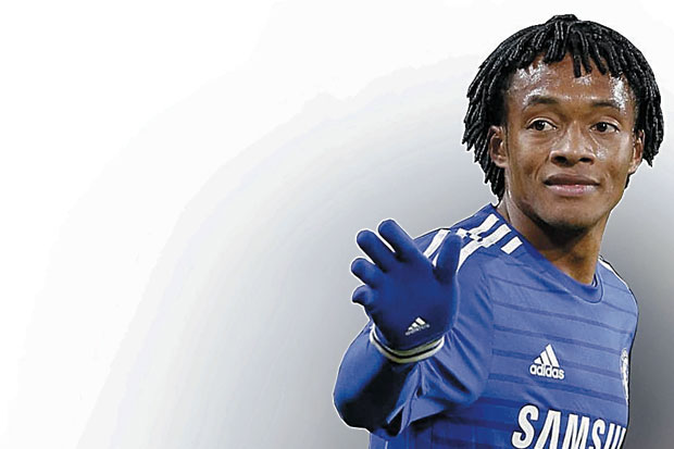 Cuadrado Disambut Fans,...