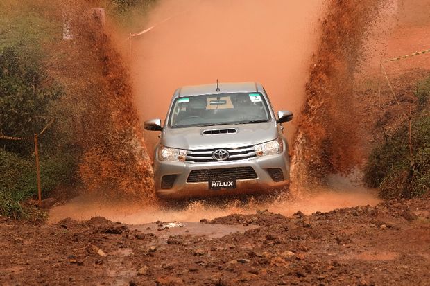 All New Hilux Optimis...