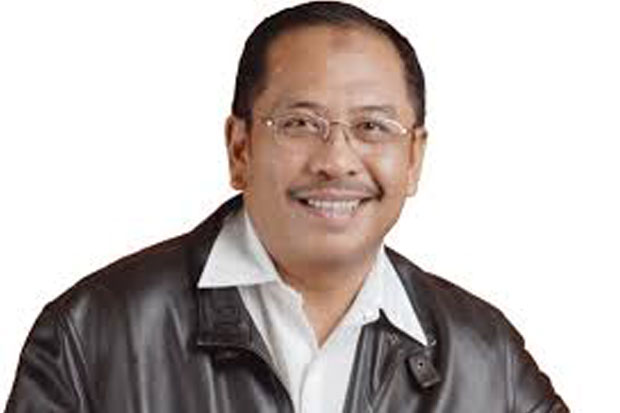 Ilham Arief Sirajuddin...