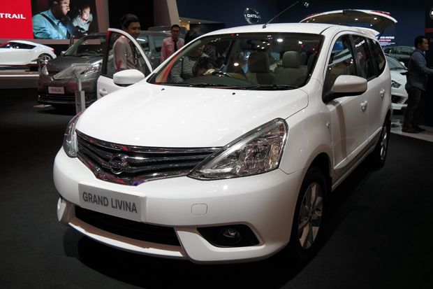 Beli Mobil Nissan Gratis...