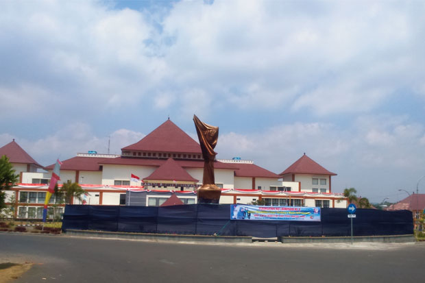 Peresmian Tugu Lam-Alif...