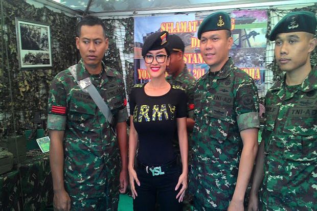 Hadiri Pameran Alutsista...