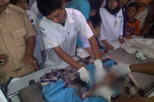 Mayat Bayi Perempuan...