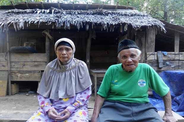 Petani Ini Menabung...