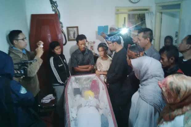 Ridwan Kamil Melayat...