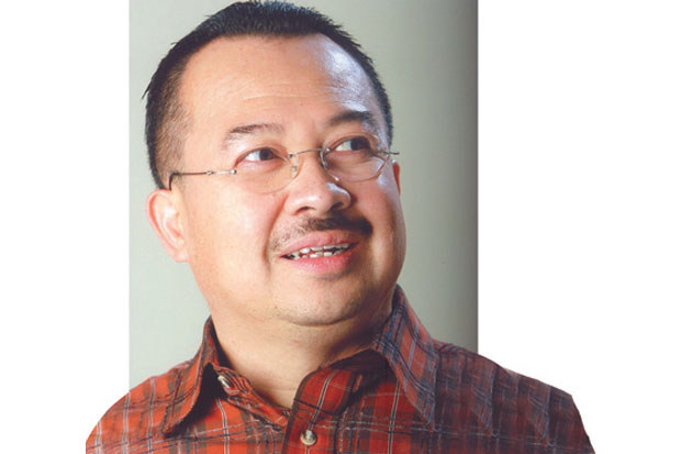 Krisis dan Hantu