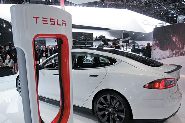 Forbes Pilih Tesla sebagai...