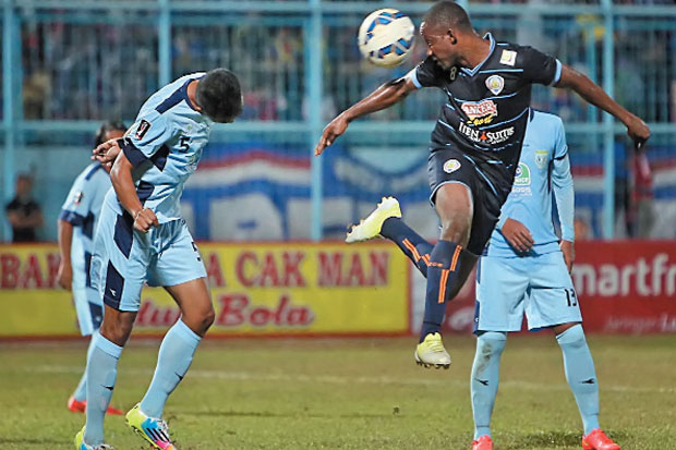 Arema Puji Kone-Koita,...