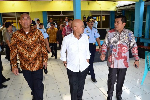 Desmond: Badrodin Itu...