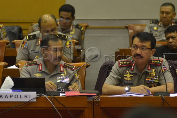 Kapolri Bantah Mutasi...