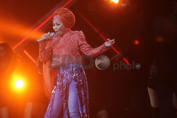 Lagi, Desy Lupa Lirik...