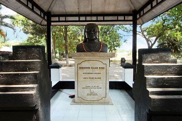 Misteri Lima Makam Gajah...