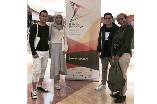 Hanung Bramantyo & Zaskia...
