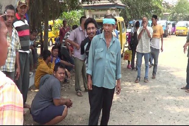 Ratusan Sopir Angkutan...