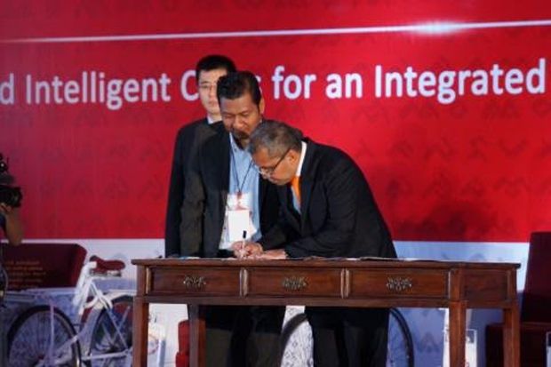 Telkomsel- Pemkot MoU...