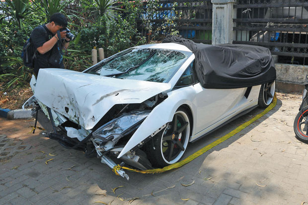 Lamborghini Sempat Dipacu...