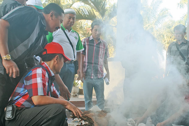 Harga Anjlok, Petani...