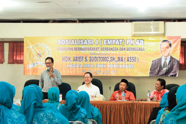 Perbedaan Menjadi Pilar...