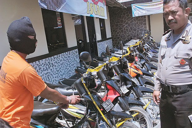 Ngaku Polisi, Rinto...