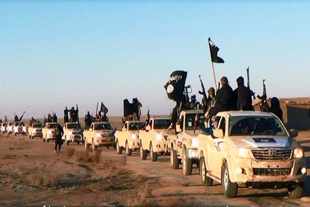 ISIS Serang Pangkalan...