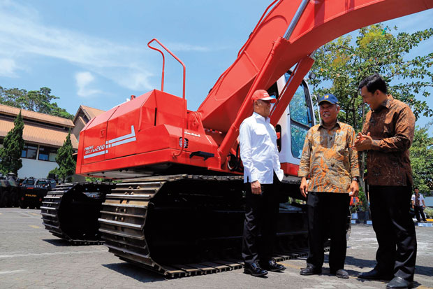 600 Unit Pindad Excava...