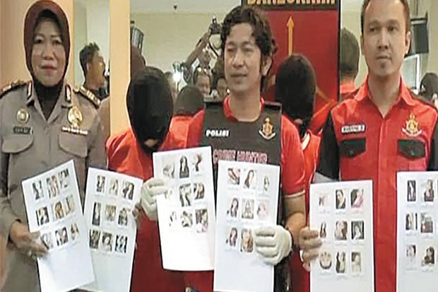 Mahasiswi asal Purwokerto...