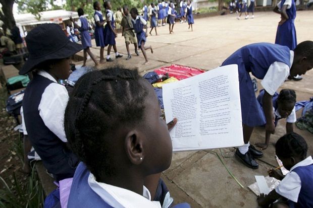 Siswa di Zimbabwe Dilarang...