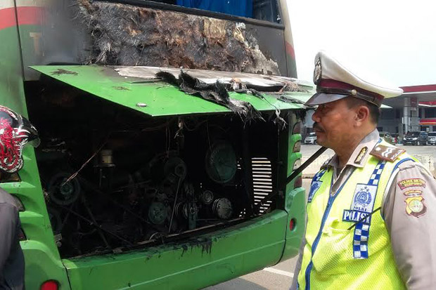 Bus Berisi 30 Penumpang...