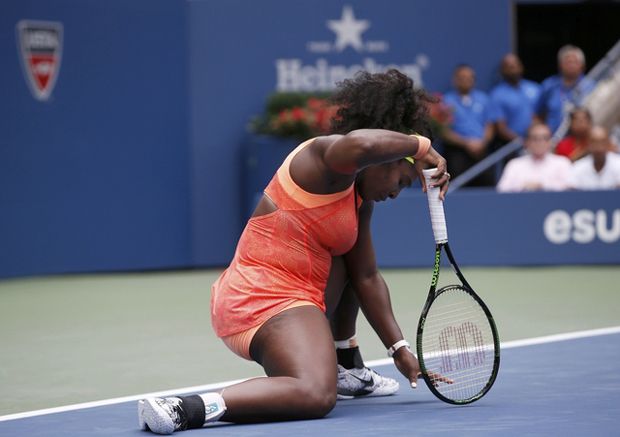 Serena Tumbang, AS Terbuka...