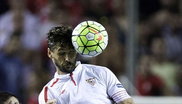 Sevilla Tertahan di...