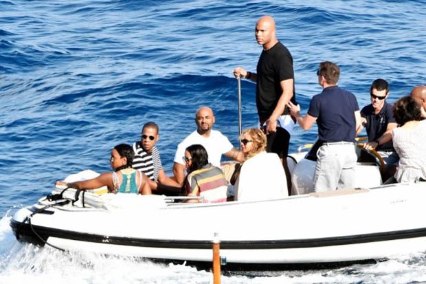 Jay Z Rayakan Ulang...