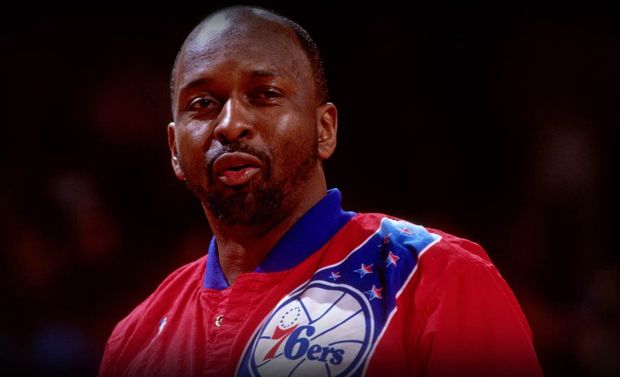Bintang NBA Moses Malone...