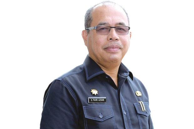 Ngantor 3,5 Jam, Pahri...