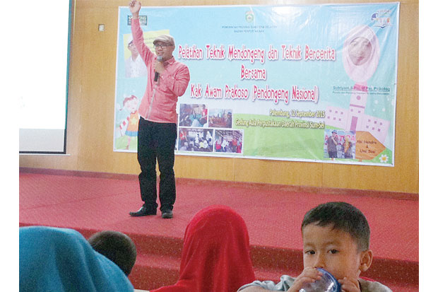 Ratusan Guru Belajar...