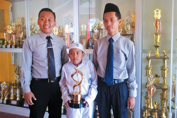 Tentukan Beban Maksimal...