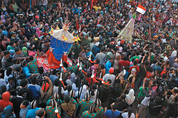 Hanya Lima Menit, 4...