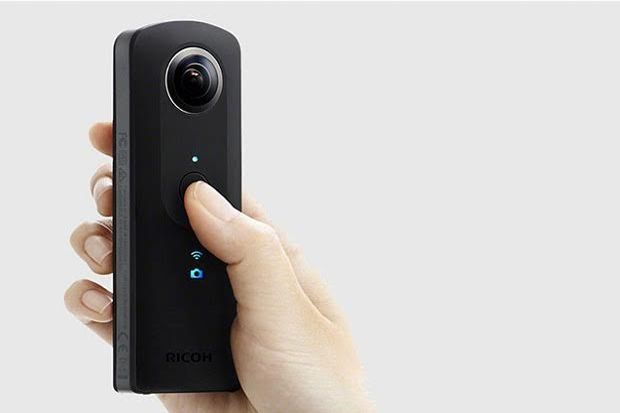 Ricoh Theta S Mampu...