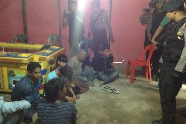Gerebek Kampung Narkoba...