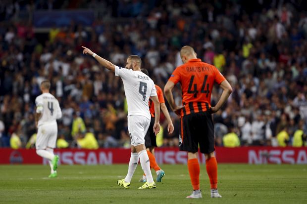 Benzema Masuk 10 Pencetak...