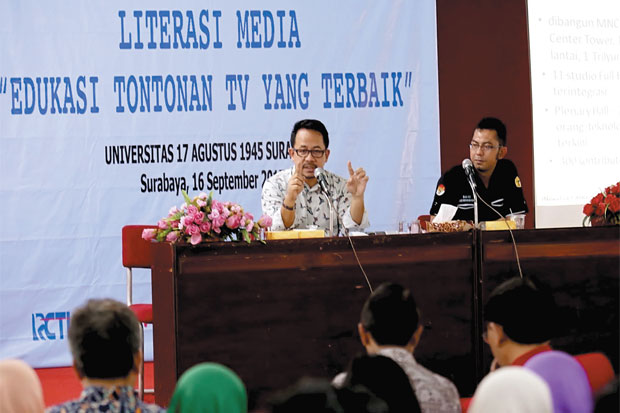 Paparan Praktisi Media...