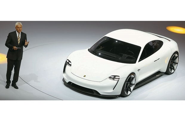Penantang Tesla Model...